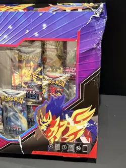 Pokemon TCG Legendary Warriors Premium Collection Sealed Damaged Box New 189014 - Image 5