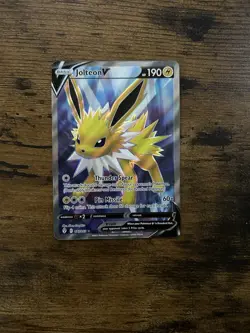 Pokemon TCG Jolteon v Full Art Card 177/203 Evolving Skies Nm/mint - Image 1