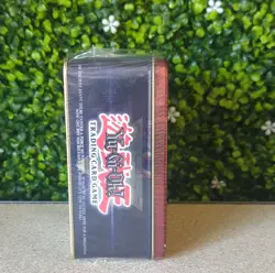 NISB Konami Yu-Gi-Oh! TCG Collectors Tin 2002 Yami Yugi Dark Magician Toys R Us - Image 2