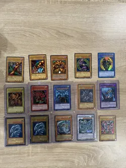 Yugioh Cards 8 Holo Mystery Lot with Bonus Gift!!!!!!!!!!!! - Image 1