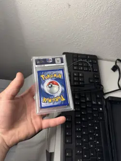 1999 Pokemon Magneton 009/102 Base Set Holo PSA 7 - Image 2