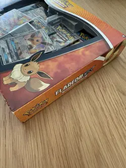🔥Pokemon TCG Flareon GX Special Collection Box New/Sealed🔥 - Image 3