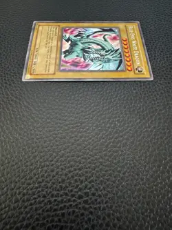 Blue-Eyes White Dragon BPT-003 2002 Collector's Tin Secret Rare LP Unique Pink - Image 2