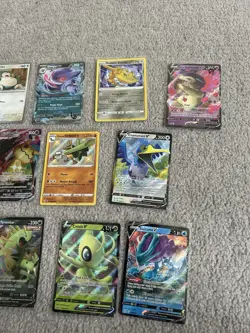 Pokemon TCG 13 Card Bundle - Image 3