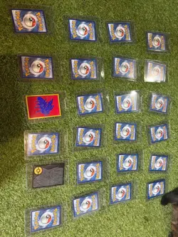 Pokemon V Lot Of 35 Cards NM - Image 2