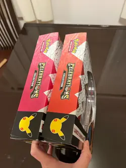 Pokemon TCG: Celebrations Collection Box [Dark Sylveon V And Lance's Charizard V - Image 4