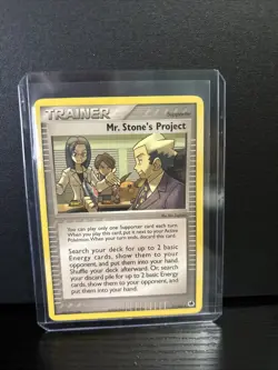 Mr. Stone's Project 77/101 Dragon Frontiers Regular Pokemon card - Image 1
