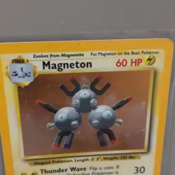 Pokemon TCG Magneton Base Set 9/102 Holo Rare Unlimited 60 HP Stage 1 Wizards LP - Image 2
