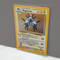 Pokemon TCG Magneton Base Set 9/102 Holo Rare Unlimited 60 HP Stage 1 Wizards LP - Image 5