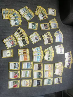 Pokemon Card Lot Of 335 1999 Total Of 67 Energy, 68 Trainers , 220 Other Base - Image 3