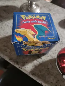 Pokemon 1999 Burger King Trading Cards 23K Gold-Plated. With ball and box - Image 4