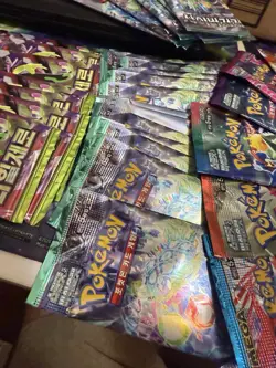 37x Pokemon TCG Booster Pack Lot SEALED Cards! (Various Languages) - Image 5