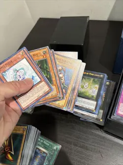 Yu-Gi-Oh! 1,200+ Cards Collection Lot Yugioh Yugioh! Holos & Commons, MP-NM - Image 3