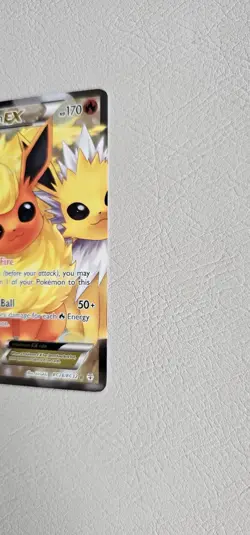 Pokemon Card Flareon EX LP Generations: Radiant Collection Ultra Rare RC28/RC32 - Image 3