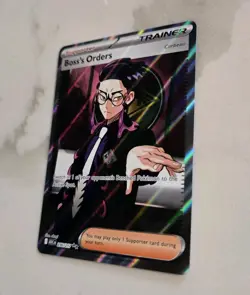 Pokemon Boss's Orders Corbeau Trainer Supporter Full Art Ultra Rare ASC 256/217 - Image 2