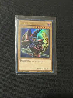 Dark Magician 1st Edition YGLD-ENB02 - Image 1