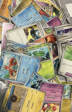 3 random Pokemon Cards - Image 1