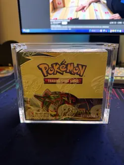 Pokemon TCG Evolving Skies Booster Box Factory Sealed 36 Packs MINT CONDITION - Image 1