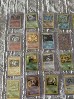 Binder Lot of 39 Vintage Pokemon Cards Collection- Charizard, Vintage, ex more!! - Image 2