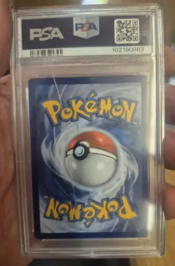 PSA 8 Pokemon Pikachu 005/025 Ultra Rare Holo (Cracked CASE, no Damzge To Card) - Image 2