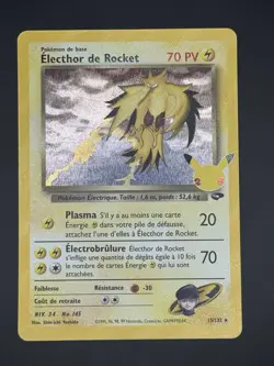 CARTE POKEMON ELECTHOR DE ROCKET HOLO 15/132 CELEBRATIONS 25 ANS NM SLEEVE FR - Image 1