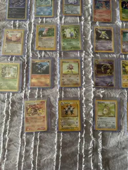 Binder Lot of 39 Vintage Pokemon Cards Collection- Charizard, Vintage, ex more!! - Image 4