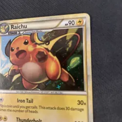 Raichu 30/30 HOLO Pokemon HGSS Trainers Kit: Gyarados & Raichu 2010 LP - Image 4