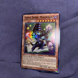 Toon Dark Magician TDIL-EN032 The Dark Illusion 1st Edition - Image 1