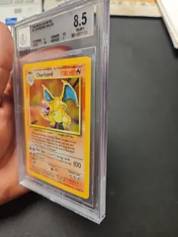 1999 Charizard Base Unlimited Holo #4/102 BGS 8.5 (9, 8.5, 8.5, 9) - Image 4