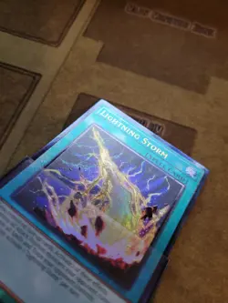 YUGIOH LIGHTNING STORM RA01-EN061 ULTIMATE 1ST ED NM - Image 3