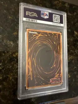 Yu-Gi-Oh! Blue-Eyes White Dragon 1st Edition Ultimate Rare YSKR-EN001 PSA 9 - Image 3