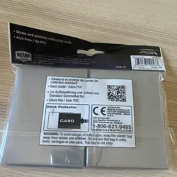 Ultra PRO Magic: The Gathering Matte Deck Protector Sleeves 100 Black Gold - Image 2