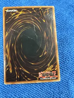 VINTAGE YU-GI-OH 1996 BLUE EYES WHITE DRAGON SDK-001 CARD YUGIOH - Image 4
