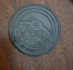 Pokemon Plastic Flip Coin LARGE – PIKACHU gold - Image 2