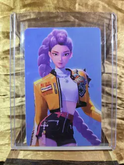 RUMI 4 x KPOP Demon Hunters Collectible Card - Image 1