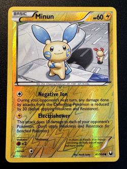 Minun 40/108 B&W Dark Explorers Pokemon Card Reverse Holo Foil Rare MP - Image 1