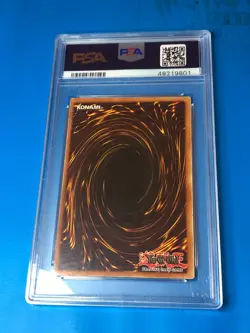 YUGIOH PSA 4 Ultra Rare Dark Magician LOB-E001 1st Edition - Image 2