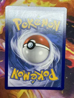 Mew V 250/264 Pokemon Fusion Strike - NM - Image 2