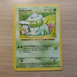 Bulbasaur 44/102 - MP SHADOWLESS Base Set - 1999 WOTC Pokemon TCG Card - Image 1