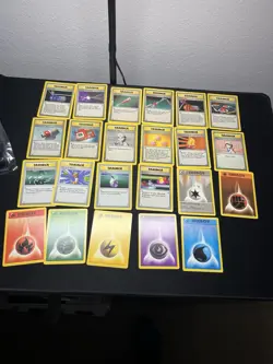 Pokemon TCG Base Set WOTC all Commons And Uncommons 70 Card Lot Pikachu - Image 4