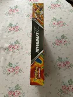 Pokemon TCG Infernape V Box – Infernape V Promo + Oversized Card Sealed - Image 4