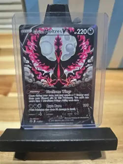 Pokemon TCG Galarian Moltres v Alternate Full Art, Chilling Reign, Card 177/198 - Image 1