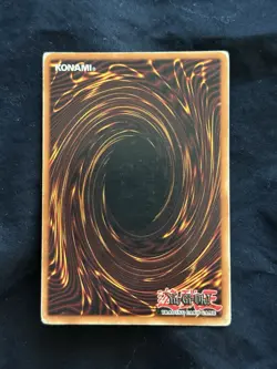 Yu-Gi-Oh! Konami Blue-Eyes White Dragon Ultra Rare SDK-001 Unlimited English #32 - Image 2
