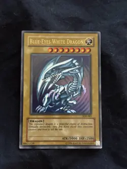 Yu-Gi-Oh! Konami Blue-Eyes White Dragon Ultra Rare SDK-001 English #26 - Image 1