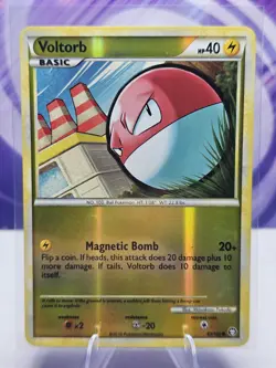 Voltorb 83/102 LP Reverse Holo HGSS Triumphant Pokemon Card - Image 1