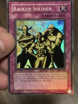 Yugioh Backup Soldier PSV-028 Super Rare 1st Edition NM Holo Bleed Error - Image 2