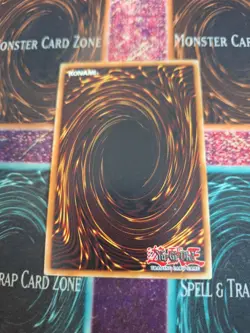 Yugioh Morphing Jar PGLD-EN081 Gold Rare 1st Edition Near Mint - Image 3