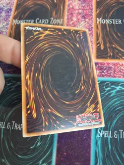 Yugioh Morphing Jar PGLD-EN081 Gold Rare 1st Edition Near Mint - Image 4