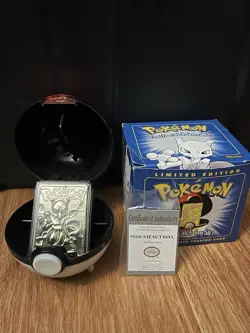 Vintage 1999 Burger King Mewtwo Pokemon 23K Gold Plated Card and Pokeball - Image 1