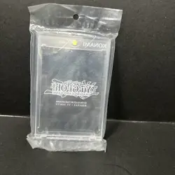YUGIOH OFFICIAL MAGNETIC HARD CASE KONAMI CLEAR CARD DISPLAY PROTECTOR SEALED - Image 2